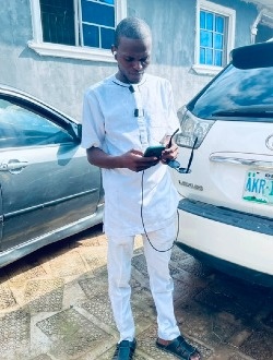profile picture 0