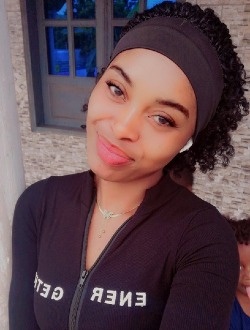 Divine's profile, a single 27-year-old a woman in Pointe-Noire