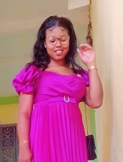 Carolle's profile, a single 23-year-old a woman in Yaoundé