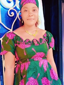 Adama's profile, a single 34-year-old a woman in Yaoundé