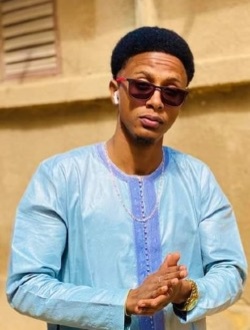 Laurent's profile, a single 27-year-old a man in Mermoz Boabab