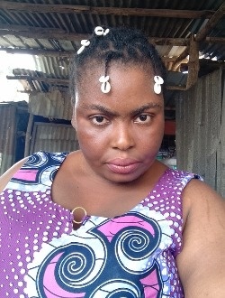 Hono Chou's profile, a single 28-year-old a woman in Lomé