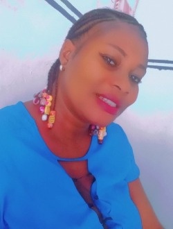 Aline's profile, a single 38-year-old a woman in Abata