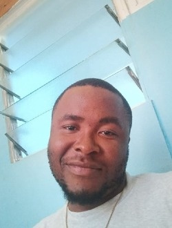 Junior's profile, a single 30-year-old a man in Abi