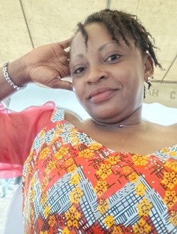 Dora Caroline's profile, a single 35-year-old a woman in Kribi
