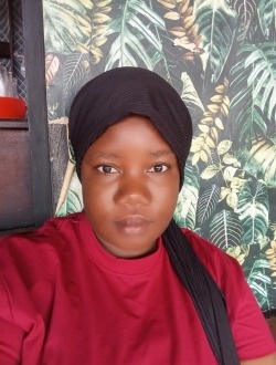 Mariame's profile, a single 30-year-old a woman in 'Açaçda