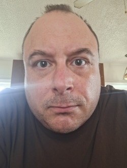 Pierre's profile, a single 46-year-old a man in Amos