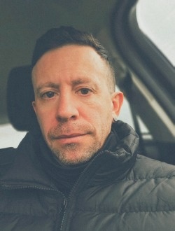 Perfil de Leandro, un hombre soltero(a) de 39 años en Comodoro Rivadavia