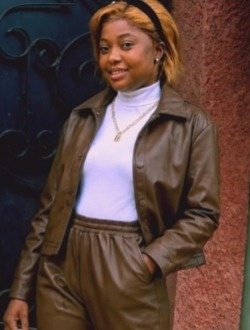 Grâce's profile, a single 25-year-old a woman in Yaoundé