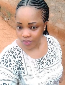 Manuella's profile, a single 27-year-old a woman in Yaoundé