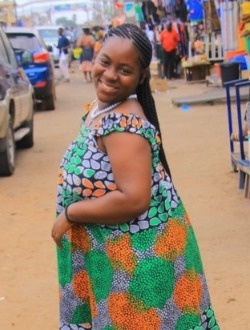 Rogelia's profile, a single 22-year-old a woman in Port-Gentil