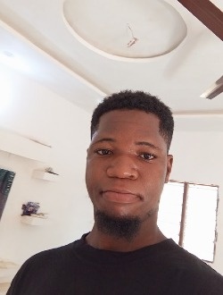 Justin's profile, a single 28-year-old a man in Cotonou