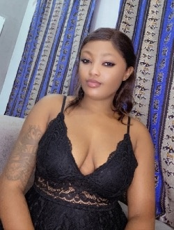 Sacrée Sarah's profile, a single 31-year-old a woman in Brazzaville