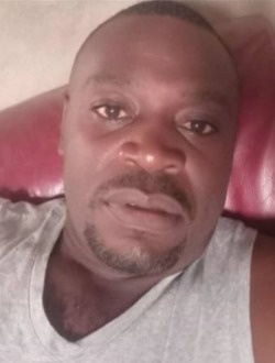 Alain's profile, a single 41-year-old a man in Yaoundé