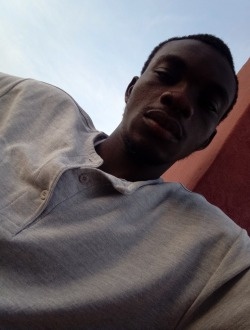 Jules's profile, a single 25-year-old a man in Abidjan