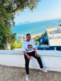 Franck's profile, a single 29-year-old a man in Abobo