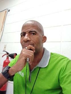 Vladimirb's profile, a single 52-year-old a man in La Habana