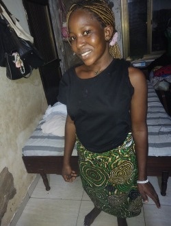 Juanita's profile, a single 26-year-old a woman in Abakouandé