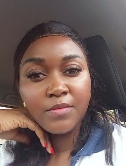 Elvira's profile, a single 30-year-old a woman in Yaoundé