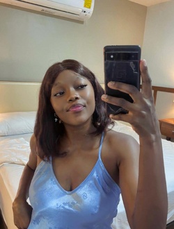 Marina's profile, a single 26-year-old a woman in Yaoundé