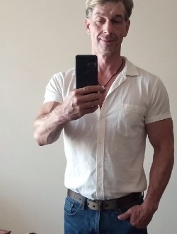 profile picture 0