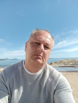 Philippe's profile, a single 58-year-old a man in Paris