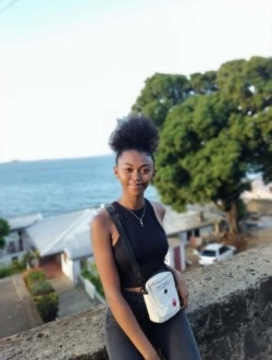 Saïda's profile, a single 20-year-old a woman in Antalaha