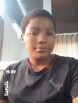 Maeva's profile, a single 24-year-old a woman in Douala