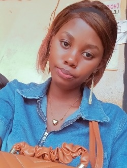 Sabrina's profile, a single 24-year-old a woman in Yaoundé