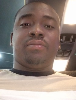 Leon's profile, a single 36-year-old a man in Marcory