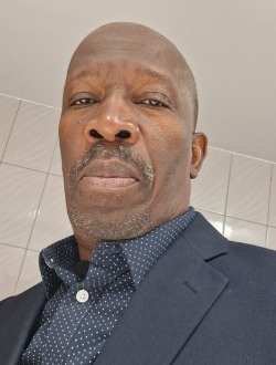 Love's profile, a single 64-year-old a man in Longueuil