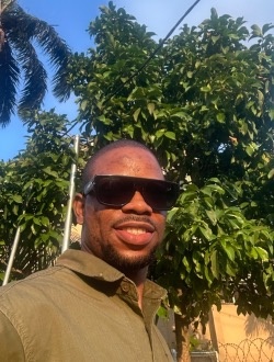 Ub's profile, a single 30-year-old a man in Florida