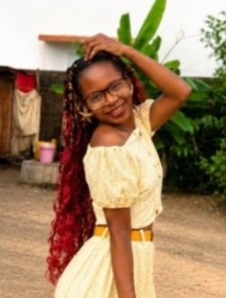 Mayllah's profile, a single 21-year-old a woman in Antananarivo