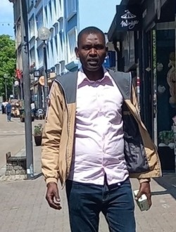 Mahamat's profile, a single 51-year-old a man in Rédené