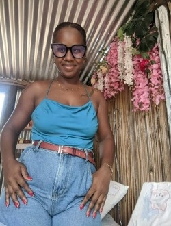 Aydane's profile, a single 25-year-old a woman in Antalaha