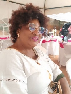 Solange's profile, a single 47-year-old a woman in Yaoundé