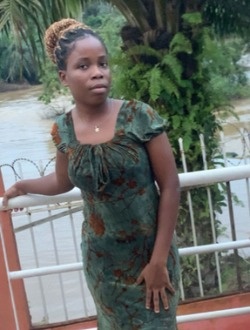 Degny Emmanuel's profile, a single 19-year-old a woman in Abidjan