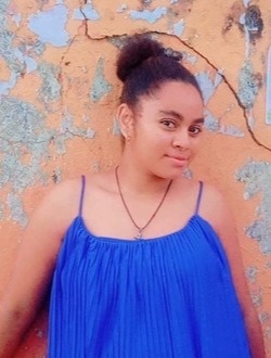 Francine's profile, a single 19-year-old a woman in Ambanja