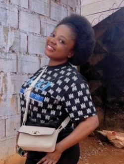 Danielle's profile, a single 27-year-old a woman in Yaoundé