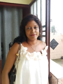 Francine's profile, a single 50-year-old a woman in Abang