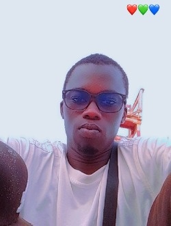 Papi's profile, a single 24-year-old a man in Dakar
