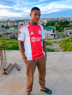 Jean Raoul's profile, a single 27-year-old a man in Abidjan