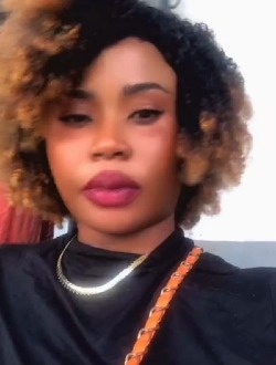 Cynthia's profile, a single 35-year-old a woman in Abidjan