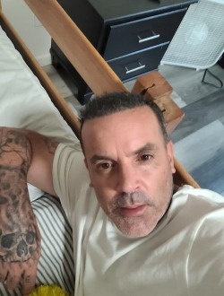 Joey's profile, a single 43-year-old a man in Sacramento