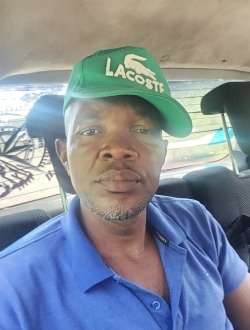 France's profile, a single 39-year-old a man in Edéa