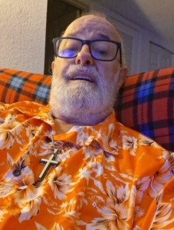 Roger's profile, a single 71-year-old a man in Oklahoma City