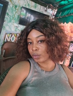 Aicha's profile, a single 37-year-old a woman in Abata