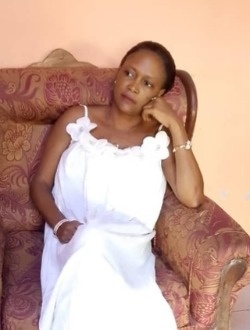 Francine's profile, a single 50-year-old a woman in Abang