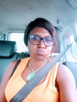 Juvénile's profile, a single 48-year-old a woman in Douala