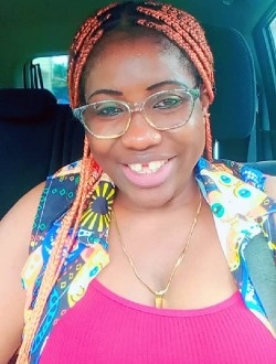 Miriane's profile, a single 43-year-old a woman in Douala